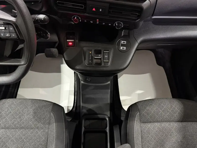 Opel Combo 1.5 D Essential, fotoğraf 32