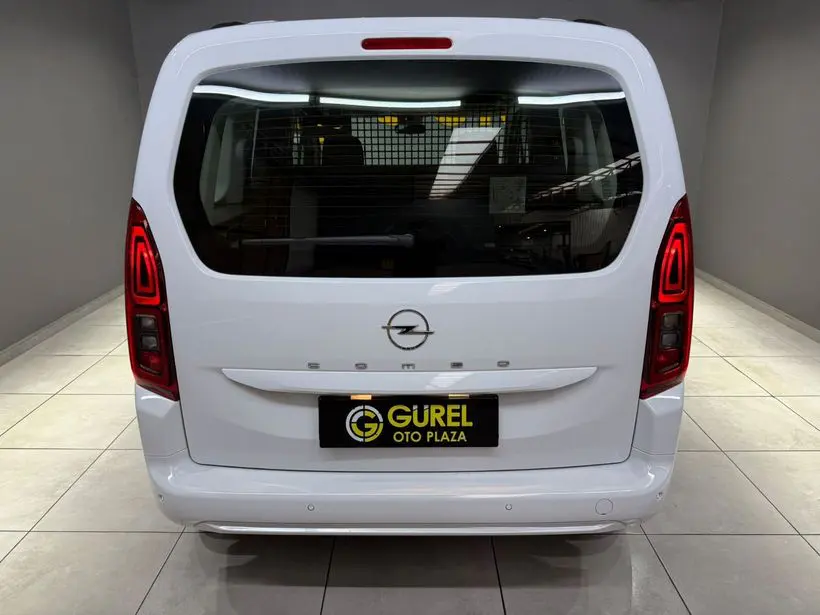 Opel Combo 1.5 D Essential, fotoğraf 5