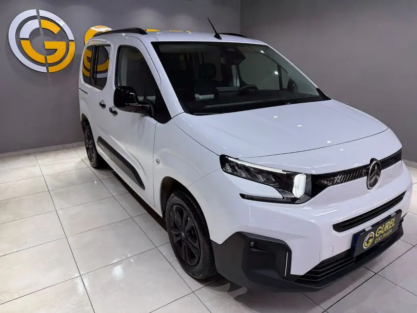 Citroen Berlingo 1.5 BlueHDI Plus EAT8, fotoğraf 1