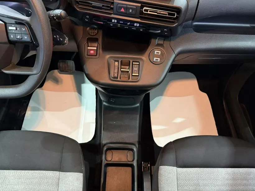Citroen Berlingo 1.5 BlueHDI Plus EAT8, fotoğraf 16