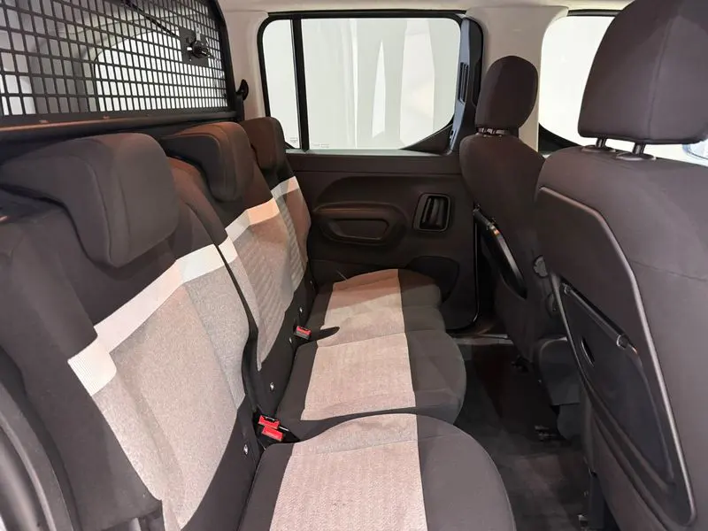 Citroen Berlingo 1.5 BlueHDI Plus EAT8, fotoğraf 28