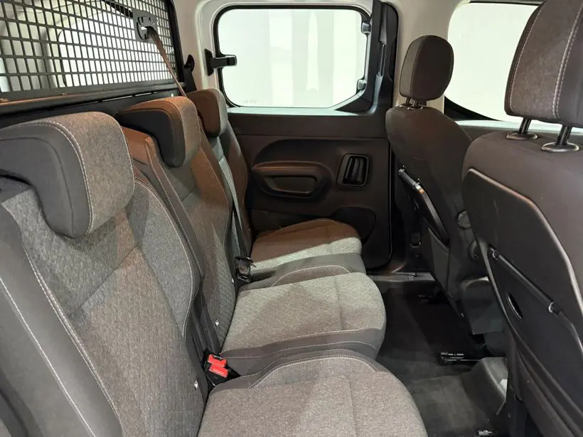 Opel Combo 1.5 D Essential, fotoğraf 12