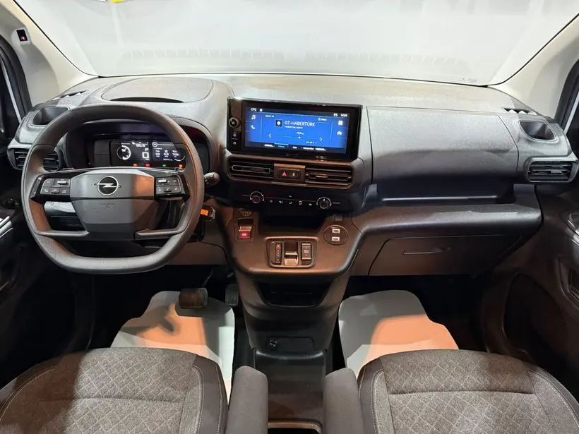 Opel Combo 1.5 D Essential, fotoğraf 13