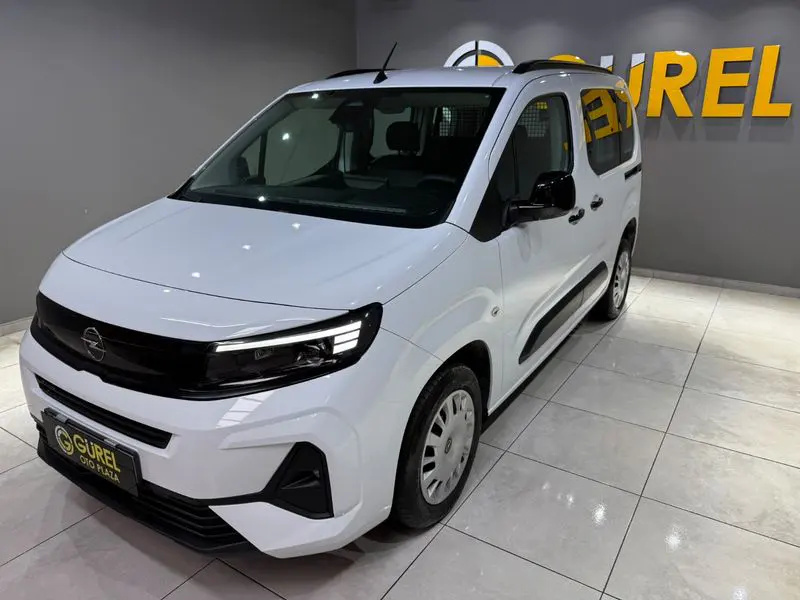 Opel Combo 1.5 D Essential, fotoğraf 19