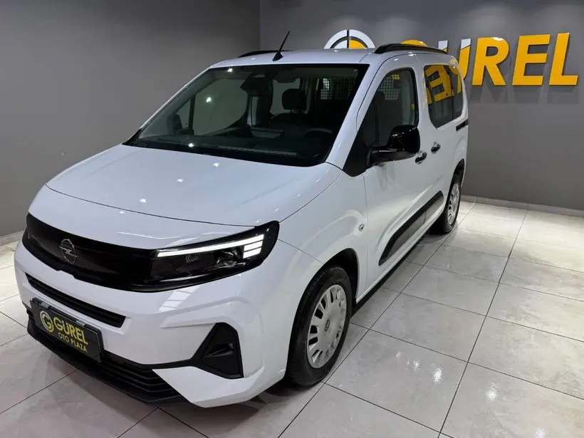 Opel Combo 1.5 D Essential, fotoğraf 3