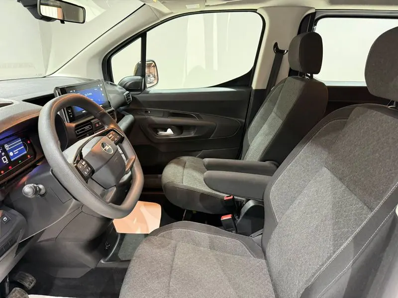 Opel Combo 1.5 D Essential, fotoğraf 24