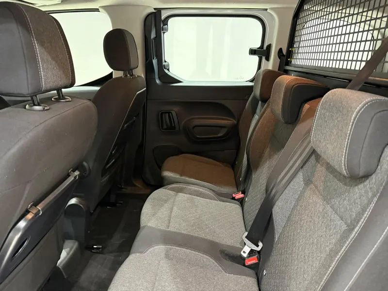 Opel Combo 1.5 D Essential, fotoğraf 26