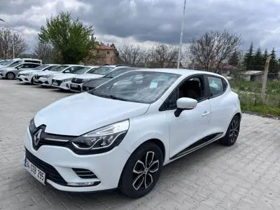 Renault Clio HB Touch 1.5 DCI EDC 90 BG