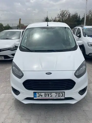 Ford Tourneo Courier Kombi MCA 1.5 L Tdci 100PS Deluxe (6.2)