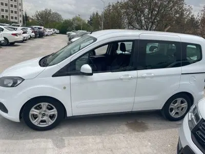 Ford Tourneo Courier Kombi MCA 1.5 L Tdci 100PS Deluxe (6.2), fotoğraf 4