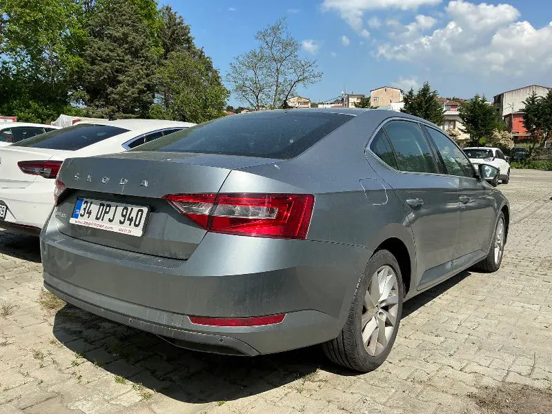 Skoda SuperB Premium 1.6 TDI SCR 120 HP DSG, fotoğraf 5