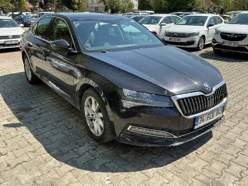 Skoda SuperB Premium 1.5 TSI ACT 150 PS DSG, fotoğraf 2