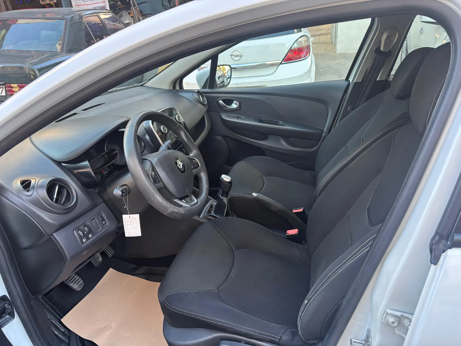 Renault Clio 0.9 TCe Joy, fotoğraf 4