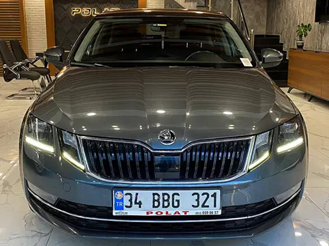 Skoda Octavia Hatchback 1.6 TDI GreenTec Style DSG