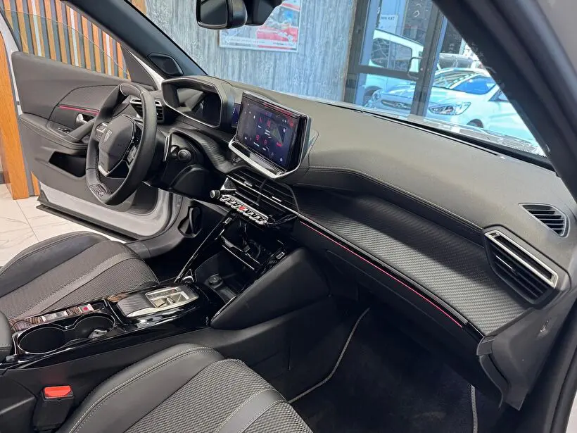 Peugeot 3008 1.2 Hybrid Allure e-DCS6, fotoğraf 12