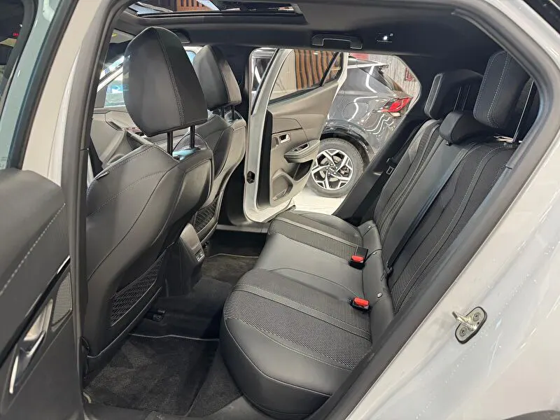 Peugeot 3008 1.2 Hybrid Allure e-DCS6, fotoğraf 31
