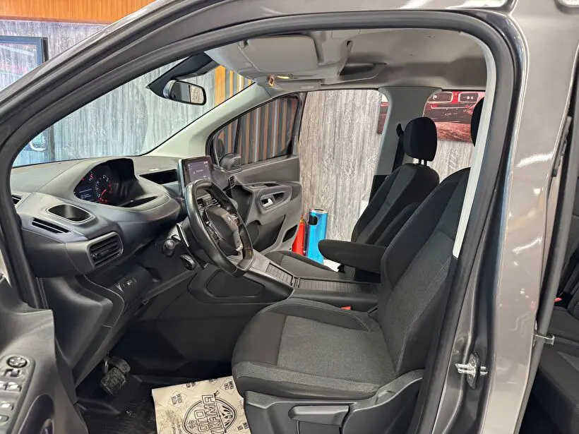 Peugeot Rifter 1.5 BlueHDI Allure EAT8, fotoğraf 17