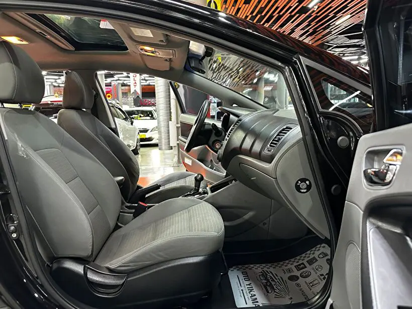 Kia Cerato 1.6 CRDI Concept Techno Paket+Sunroof DCT, fotoğraf 22