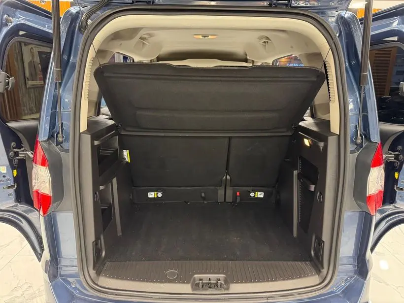 Ford Tourneo Courier Kombi 1.5 TDCI Titanium Plus, fotoğraf 13