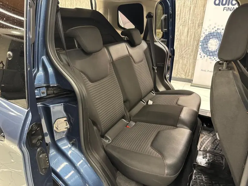 Ford Tourneo Courier Kombi 1.5 TDCI Titanium Plus, fotoğraf 22