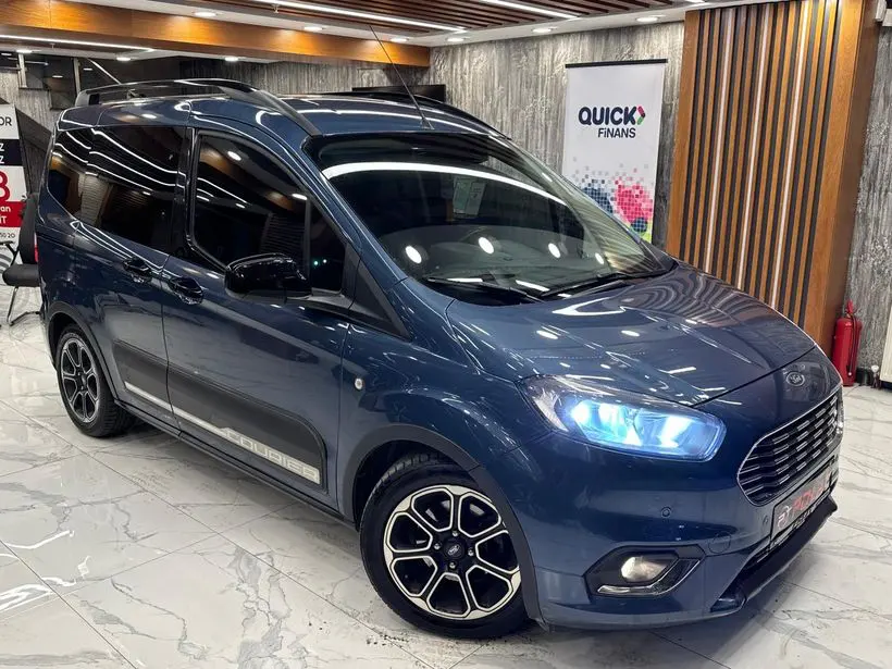 Ford Tourneo Courier Kombi 1.5 TDCI Titanium Plus, fotoğraf 4