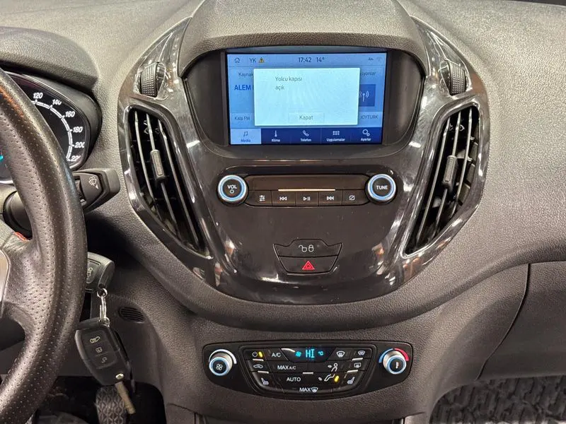 Ford Tourneo Courier Kombi 1.5 TDCI Titanium Plus, fotoğraf 45