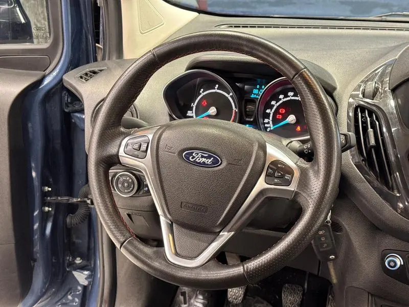Ford Tourneo Courier Kombi 1.5 TDCI Titanium Plus, fotoğraf 48
