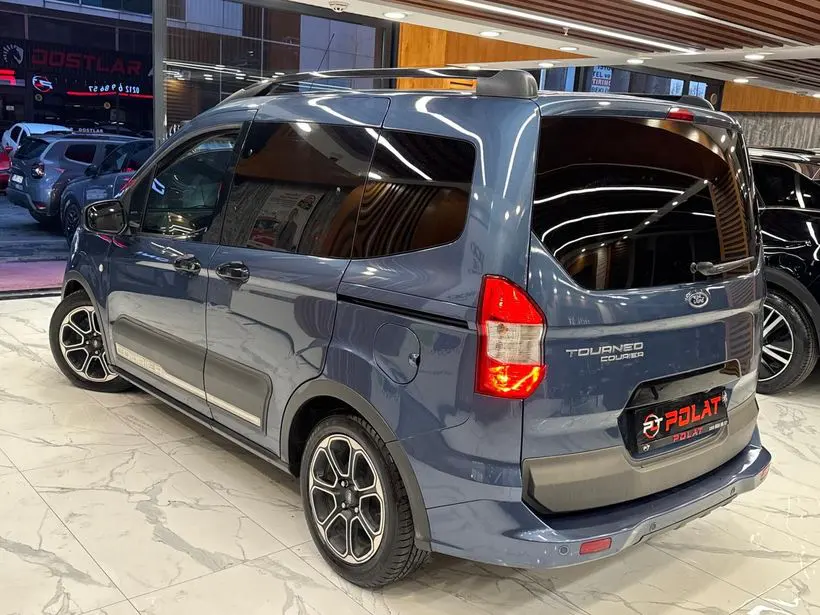 Ford Tourneo Courier Kombi 1.5 TDCI Titanium Plus, fotoğraf 9