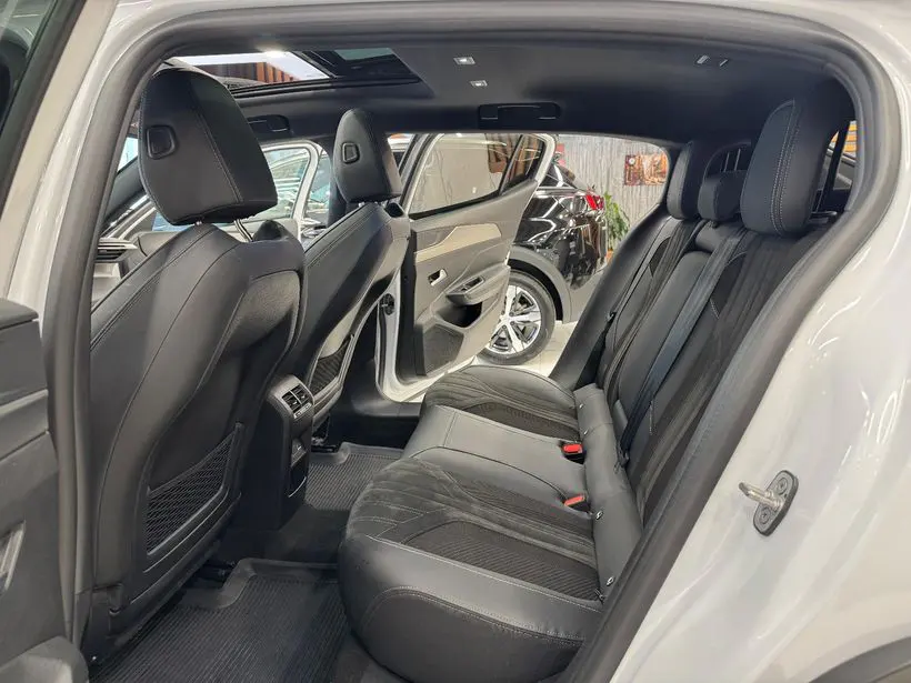Peugeot 408 Crossover 1.2 PureTech GT EAT8, fotoğraf 29