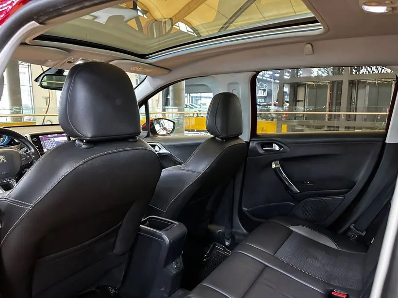 Peugeot 2008 1.6 e-HDI Start&Stop Allure, fotoğraf 15