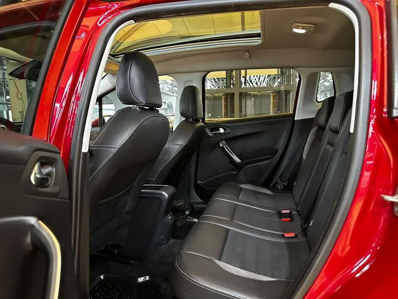 Peugeot 2008 1.6 e-HDI Start&Stop Allure, fotoğraf 23