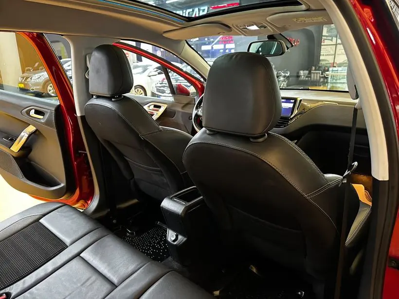 Peugeot 2008 1.6 e-HDI Start&Stop Allure, fotoğraf 6