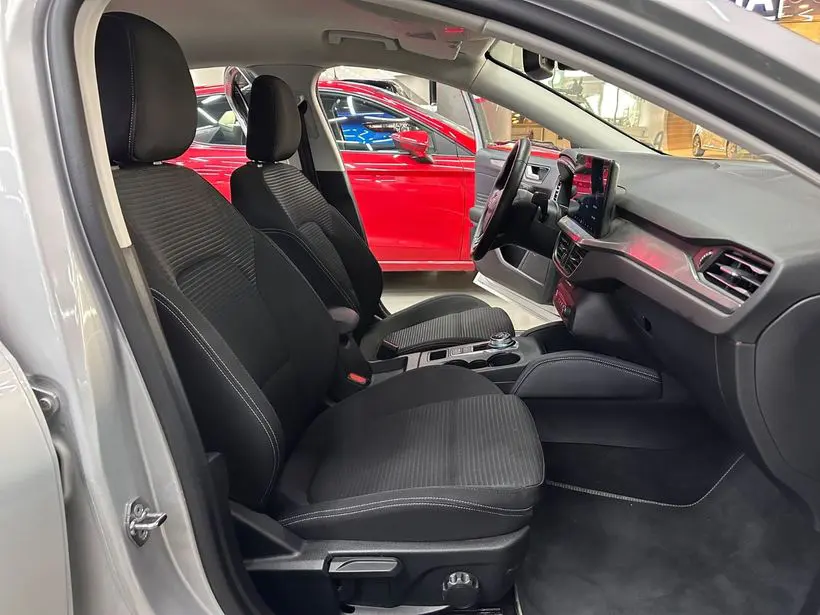 Ford Focus 1.5 EcoBlue Titanium X, fotoğraf 15
