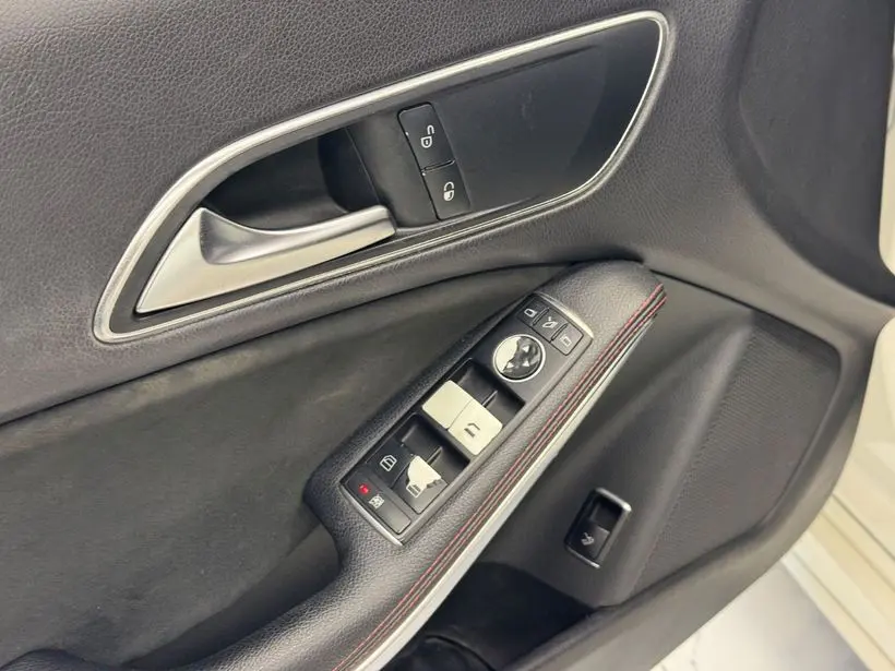 Mercedes-Benz CLA 180 CDI AMG 7G-DCT, fotoğraf 24