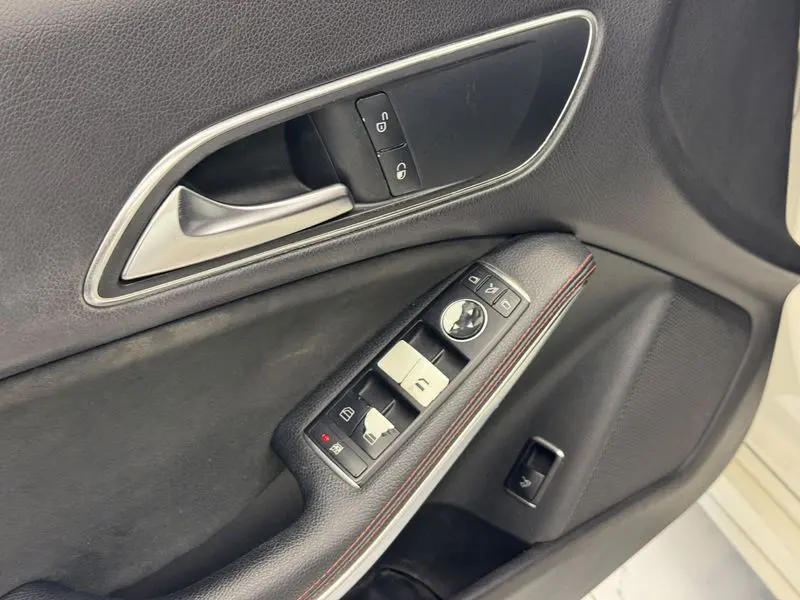 Mercedes-Benz CLA 180 CDI AMG 7G-DCT, fotoğraf 48