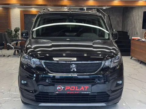 Peugeot Rifter Combi 1.5 BlueHDI Allure EAT8
