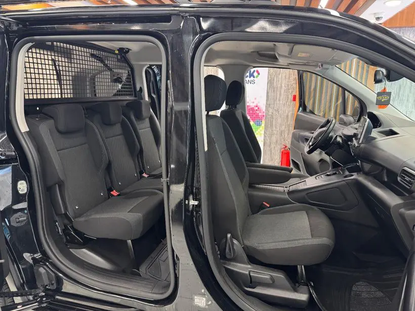 Peugeot Rifter Combi 1.5 BlueHDI Allure EAT8, fotoğraf 20