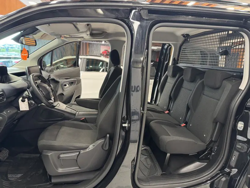 Peugeot Rifter Combi 1.5 BlueHDI Allure EAT8, fotoğraf 22