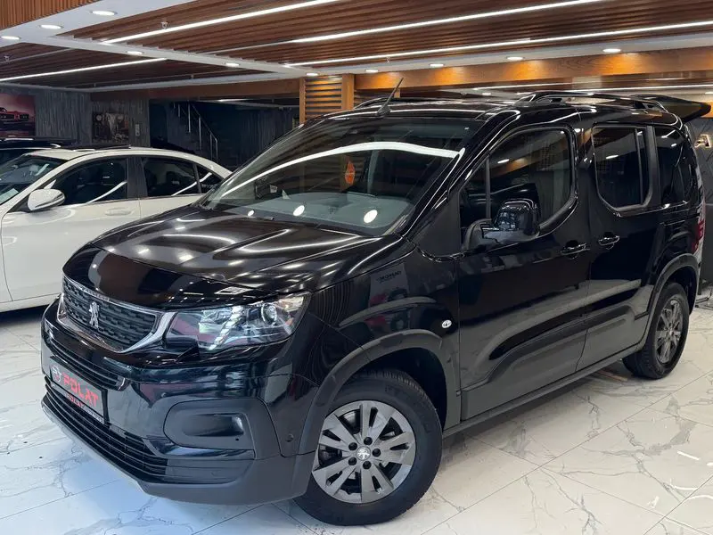 Peugeot Rifter Combi 1.5 BlueHDI Allure EAT8, fotoğraf 32