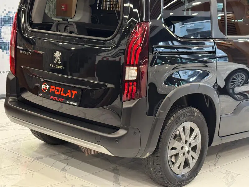 Peugeot Rifter Combi 1.5 BlueHDI Allure EAT8, fotoğraf 33