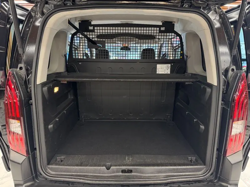 Peugeot Rifter Combi 1.5 BlueHDI Allure EAT8, fotoğraf 39