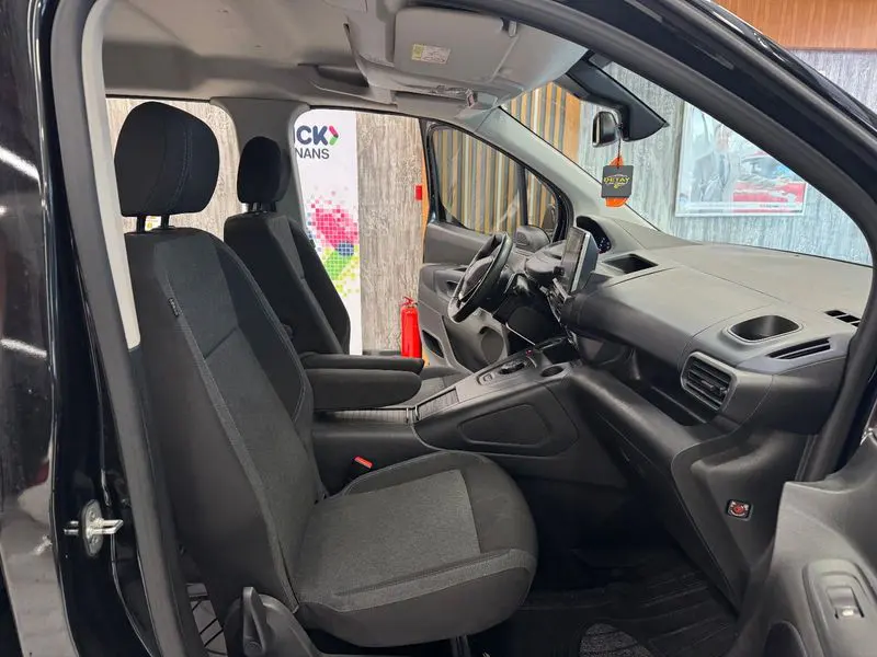 Peugeot Rifter Combi 1.5 BlueHDI Allure EAT8, fotoğraf 47