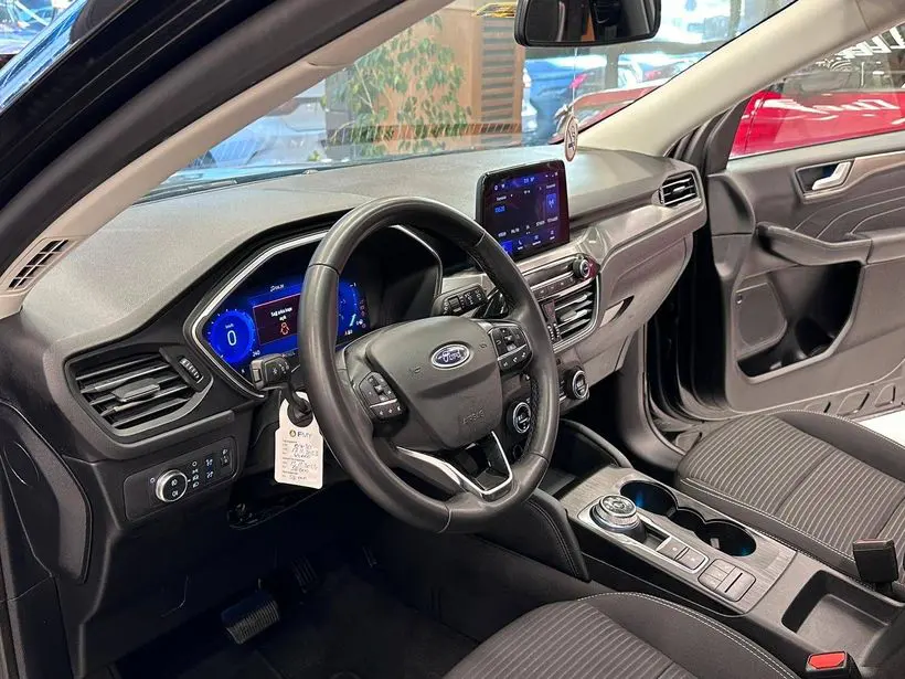 Ford Kuga SUV 1.5 EcoBlue Titanium Otomatik, fotoğraf 3