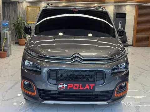 Citroen Berlingo 1.5 BlueHDI Shine Bold EAT8