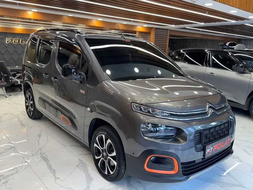 Citroen Berlingo 1.5 BlueHDI Shine Bold EAT8, fotoğraf 2