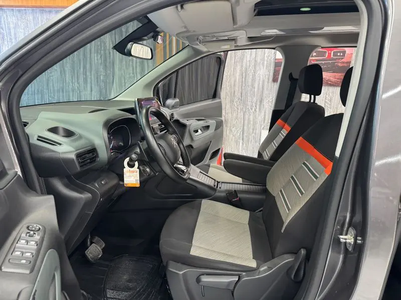 Citroen Berlingo 1.5 BlueHDI Shine Bold EAT8, fotoğraf 43