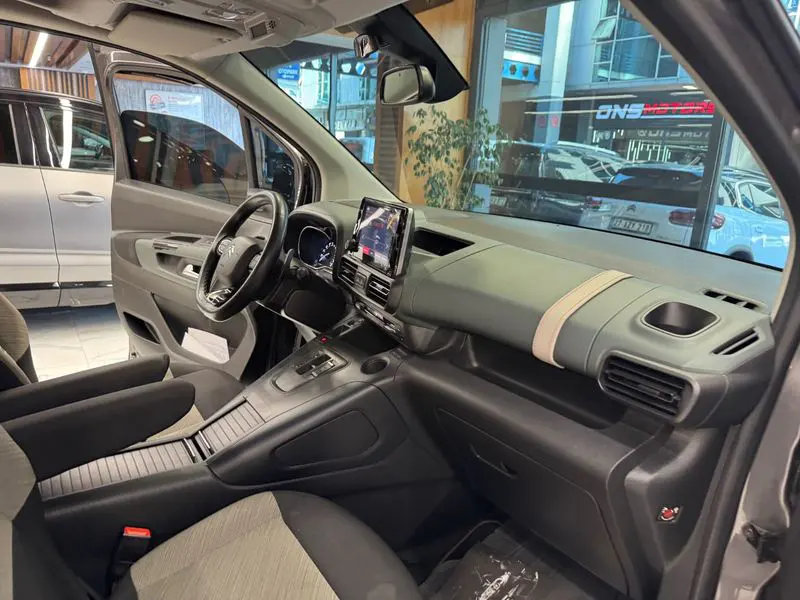 Citroen Berlingo 1.5 BlueHDI Shine Bold EAT8, fotoğraf 47