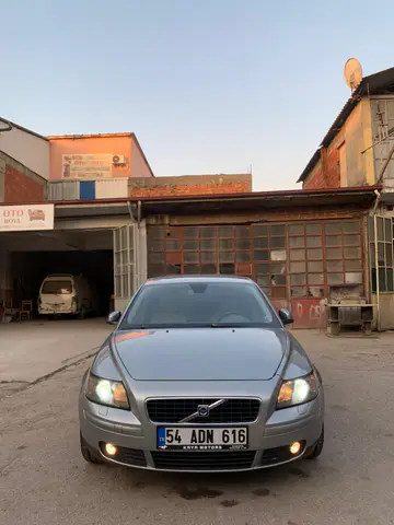Volvo S40 1.6 Dynamic