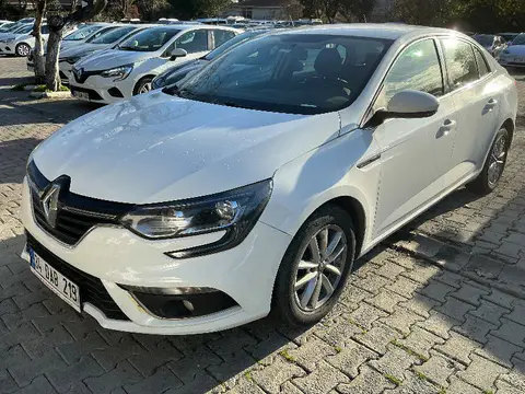Renault Megane Sedan Touch 1.5 Blue DCI EDC 115 BG