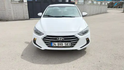 Hyundai Elantra 1.6 Crdi Style Plus DCT